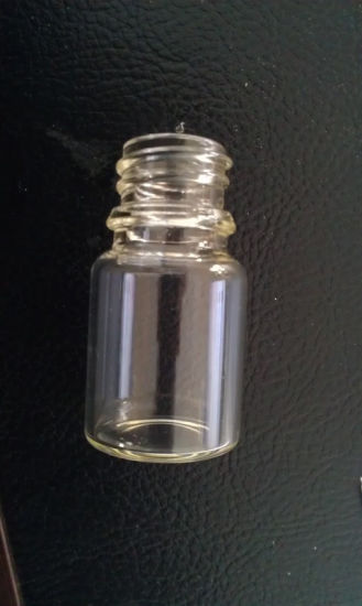 Clear High Quality Screwed Glass Bottle with Safety Ring